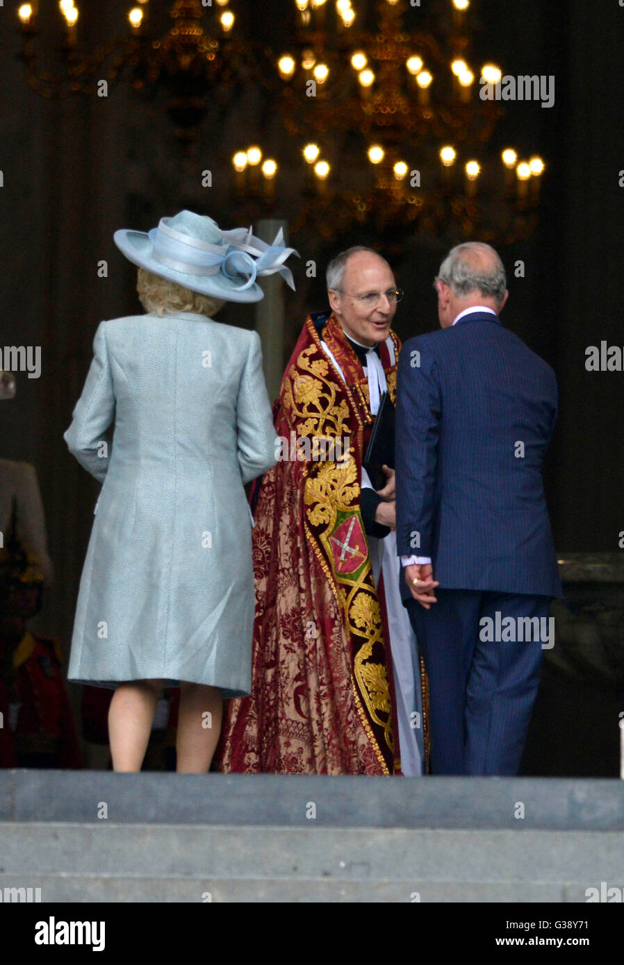 L Archeveque De Canterbury Justin Welby Accueille Le Prince Charles Au Service National D Action De Grace Pour Marquer La Reine Elizabeth Ii 90e Anniversaire De La Cathedrale St Paul Londres Angleterre Royaume Uni Photo