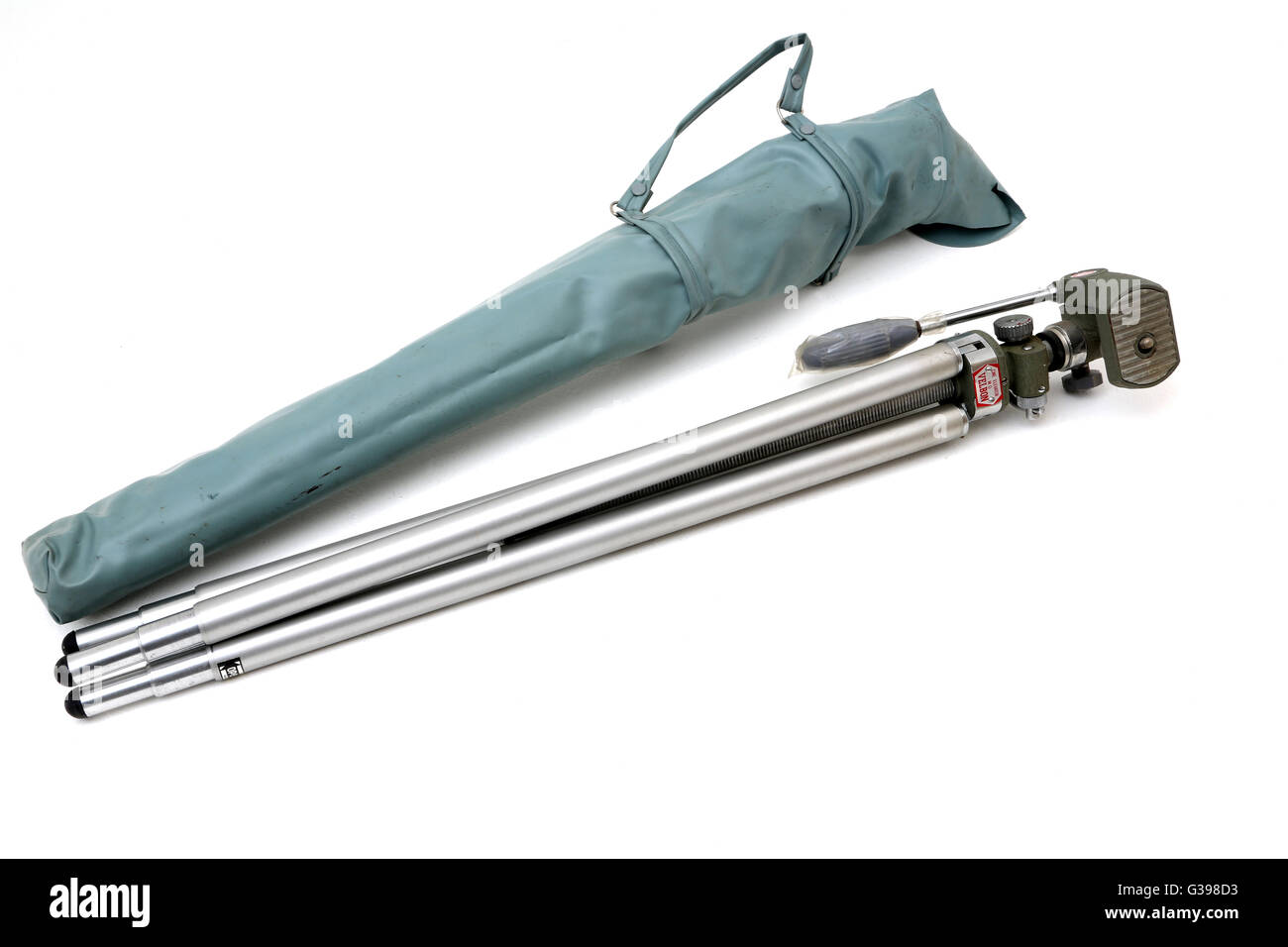 Vintage Cine Ascenseur MG Velbon trépied et cas Banque D'Images