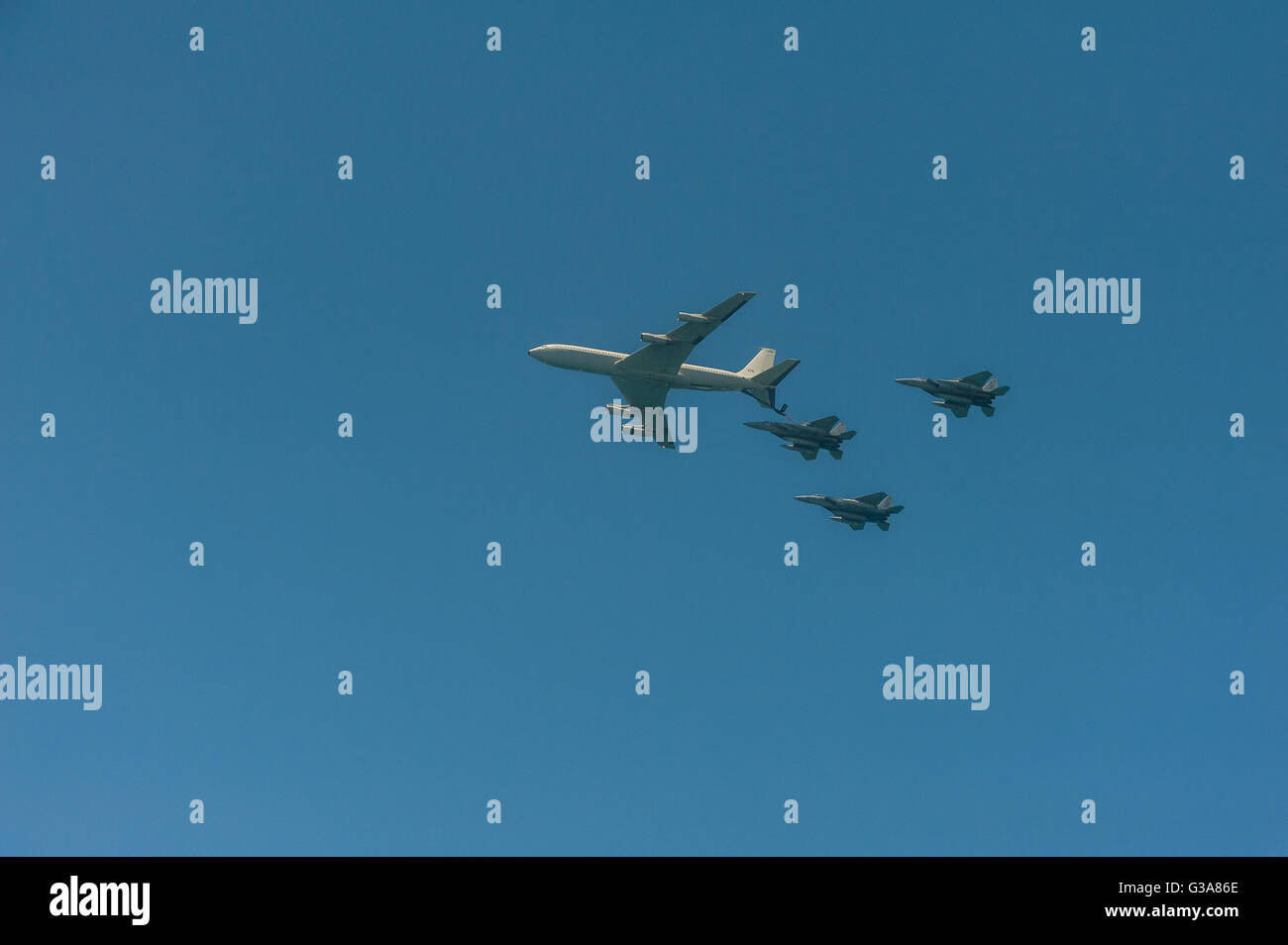 Israël, Tel Aviv - Jaffa, airshow traditionnel au-dessus de la ville le jour de l'indépendance - yom haatsmatout Banque D'Images