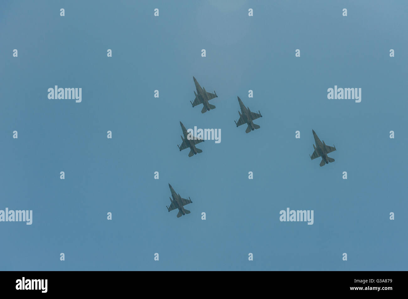 Israël, Tel Aviv - Jaffa, airshow traditionnel au-dessus de la ville le jour de l'indépendance - yom haatsmatout Banque D'Images