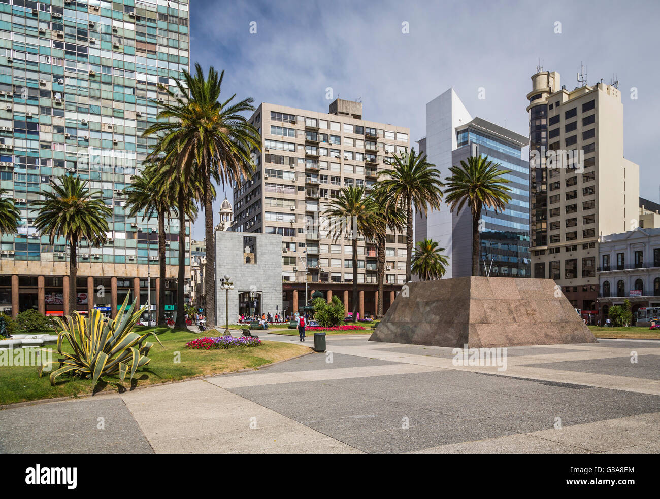 La place de l'indépendance, au centre-ville de Montevideo, Uruguay, Amérique du Sud. Banque D'Images