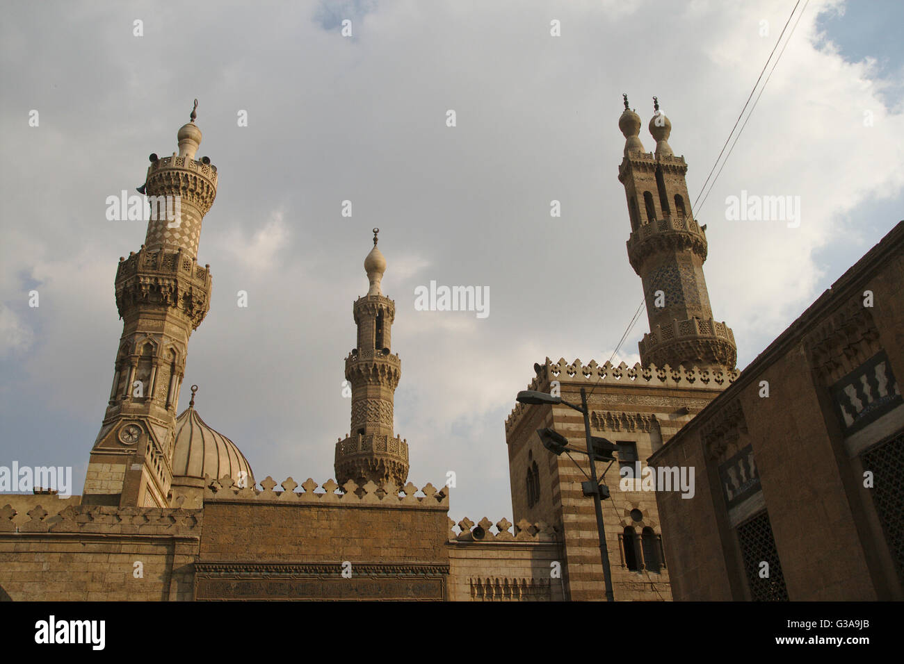 Les minarets de la mosquée Al-Azhar, Le Caire Banque D'Images