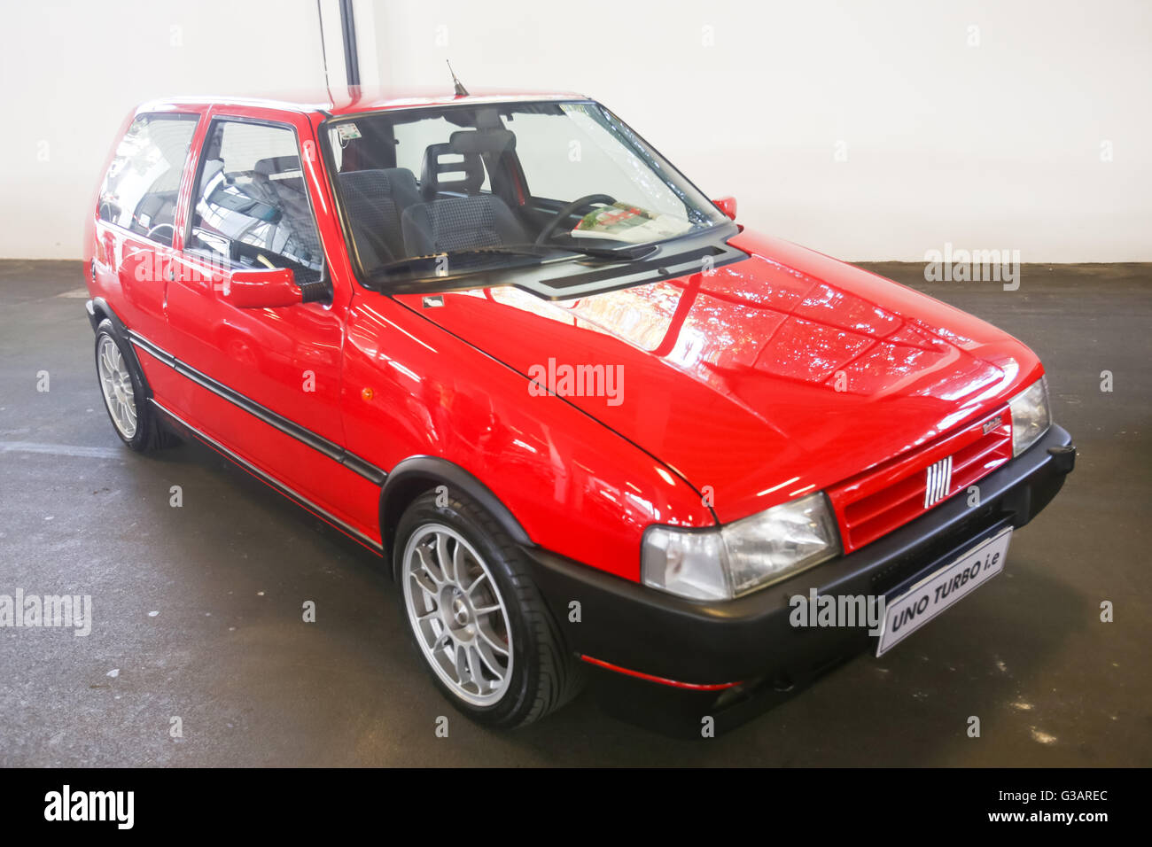 Fiat uno turbo ie turbo Banque de photographies et d'images à haute  résolution - Alamy