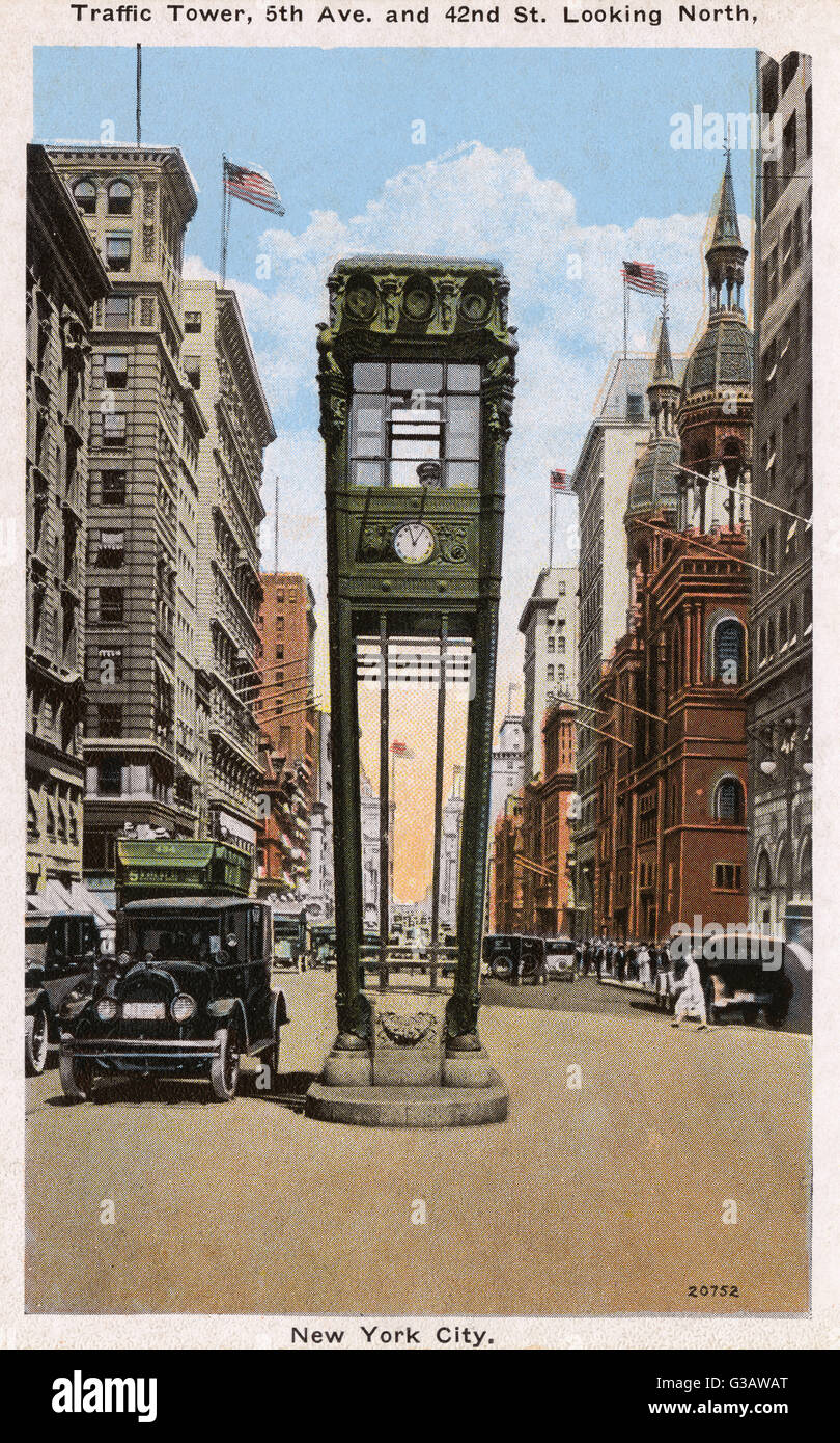 Tour de trafic, 5e Avenue et 42e Rue à North, New York City, NY, USA. Date : 1920 Banque D'Images