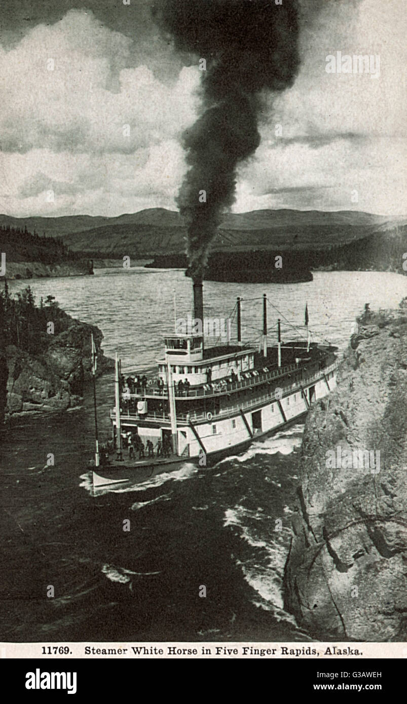 Bateau à vapeur sur le fleuve Yukon, Yukon, Alaska, États-Unis Banque D'Images