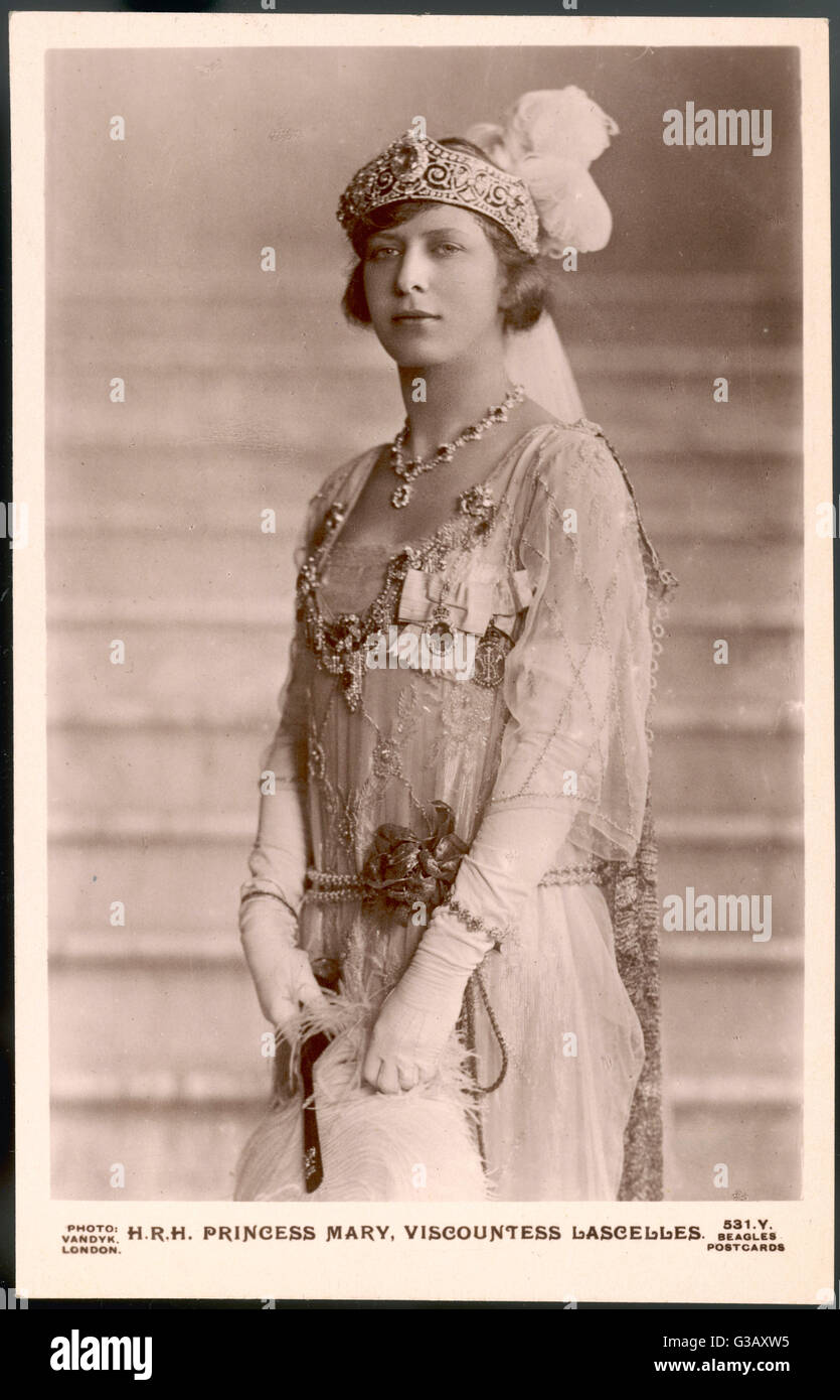 La princesse Marie de la vicomtesse LASCELLES peu après son mariage avec le vicomte Lascelles Date : 1897 - 1965 Banque D'Images