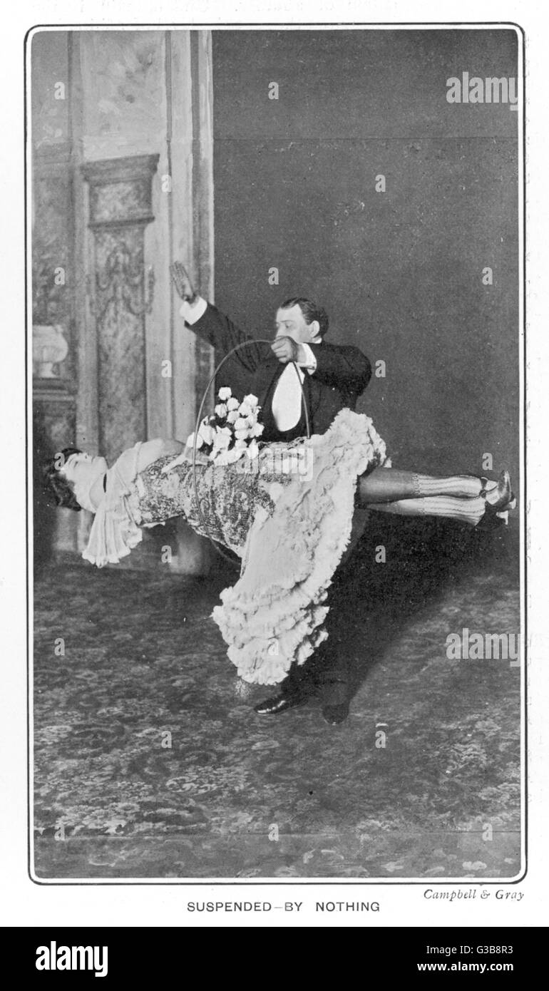 LE TOUR MAGIQUE DE GOLDIN Banque D'Images