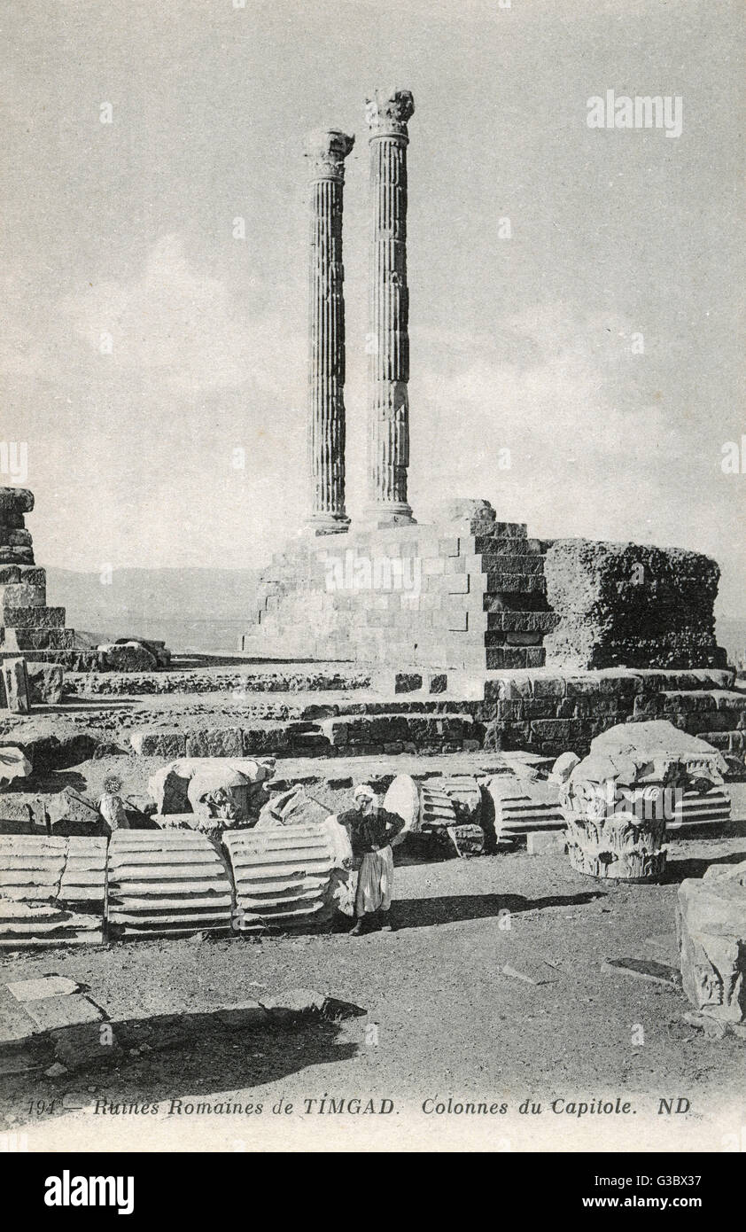 Site romain de Timgud - Algérie - colonnes du Capitole Banque D'Images