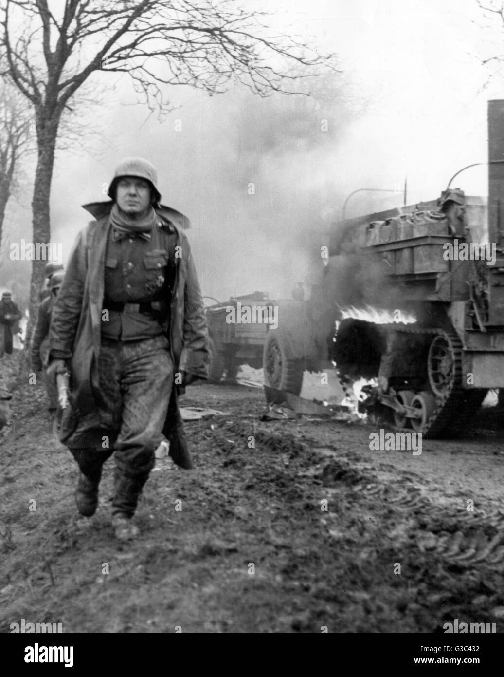 Ardennes Photo Bataille de Poteau WW2 Soldat allemand 