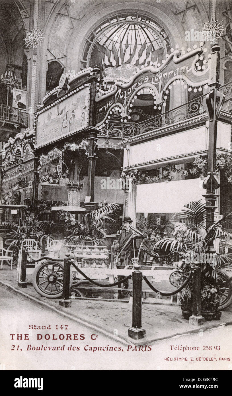 Le stand Dolores 'C' au salon de l'automobile de Paris Banque D'Images