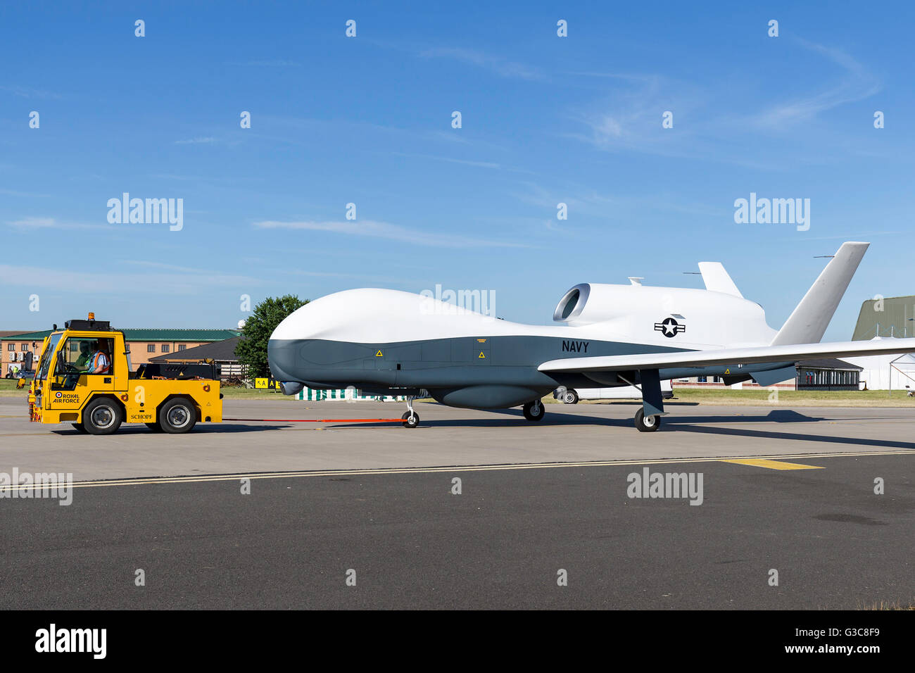 Northrop Grumman MQ-4C Triton U.S Navy des avions de surveillance maritime zone large Banque D'Images