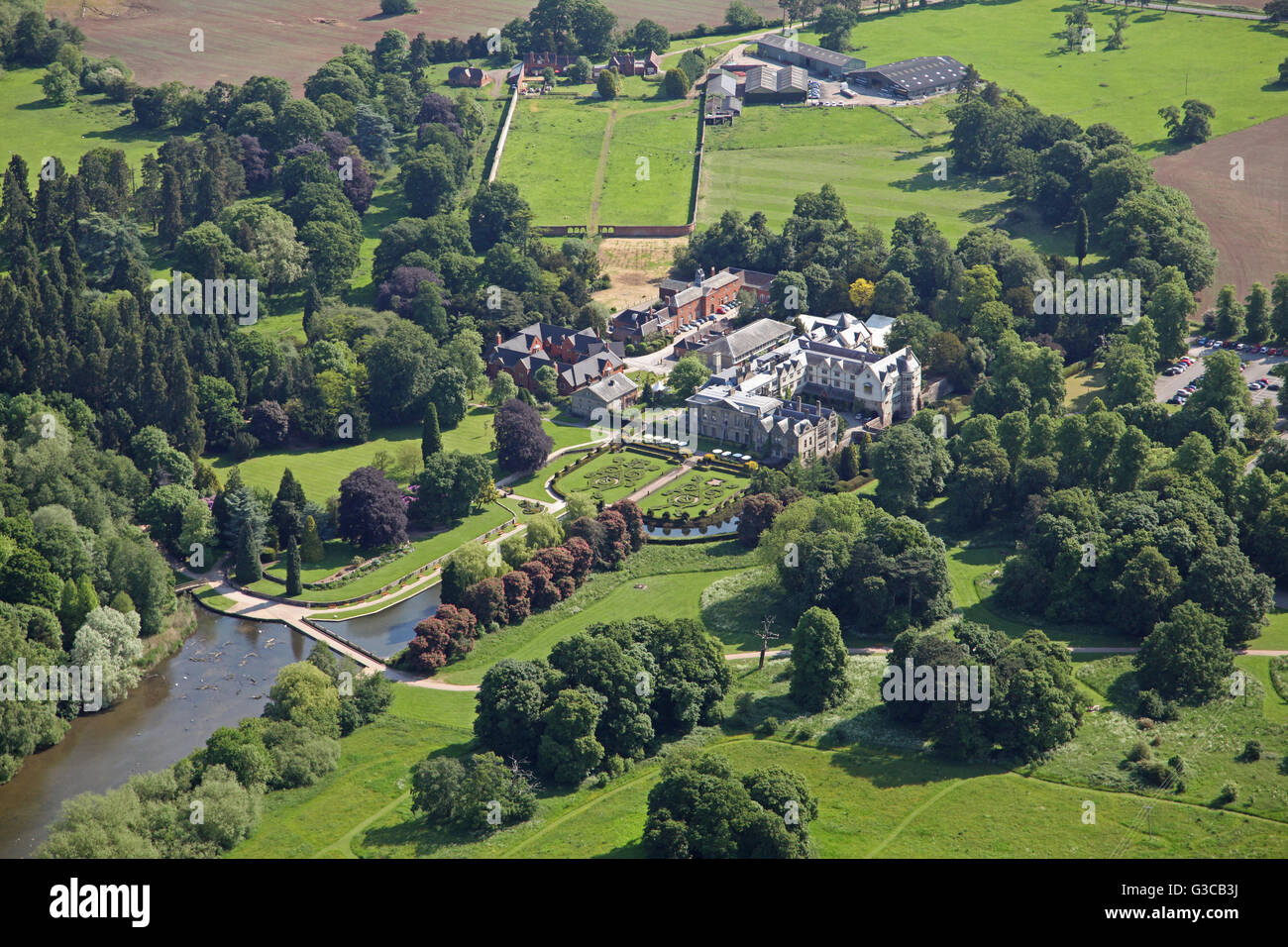 Vue aérienne de Coombe Abbey Hotel dans le Warwickshire, Royaume-Uni Banque D'Images