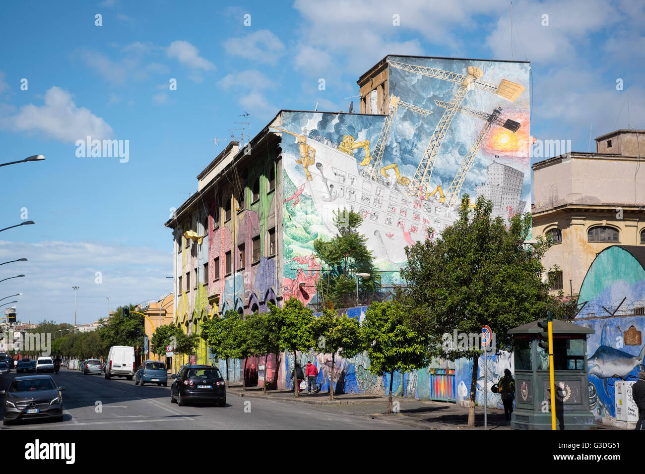 Italien, Rom, Via del Porto fluviale, ehemaliges Militärgebäude Banque D'Images