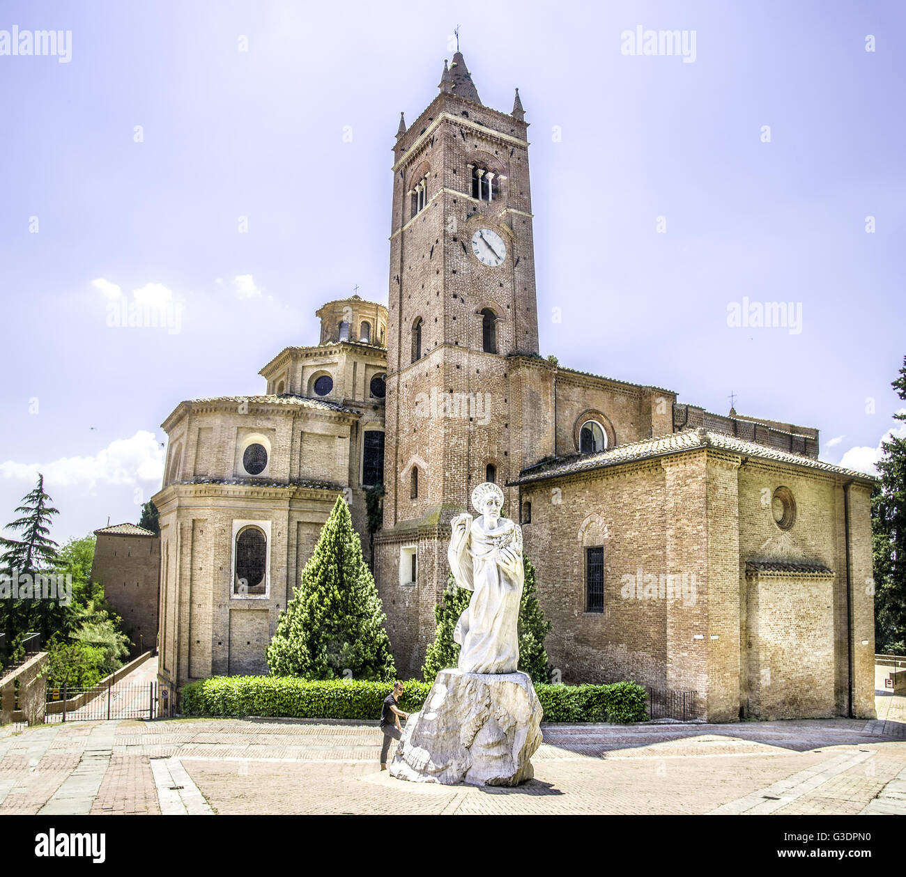 Asciano, Italie, le 31 mai 2015 - l'extérieur de l'abbaye de Monte Oliveto Maggiore en Toscane Banque D'Images