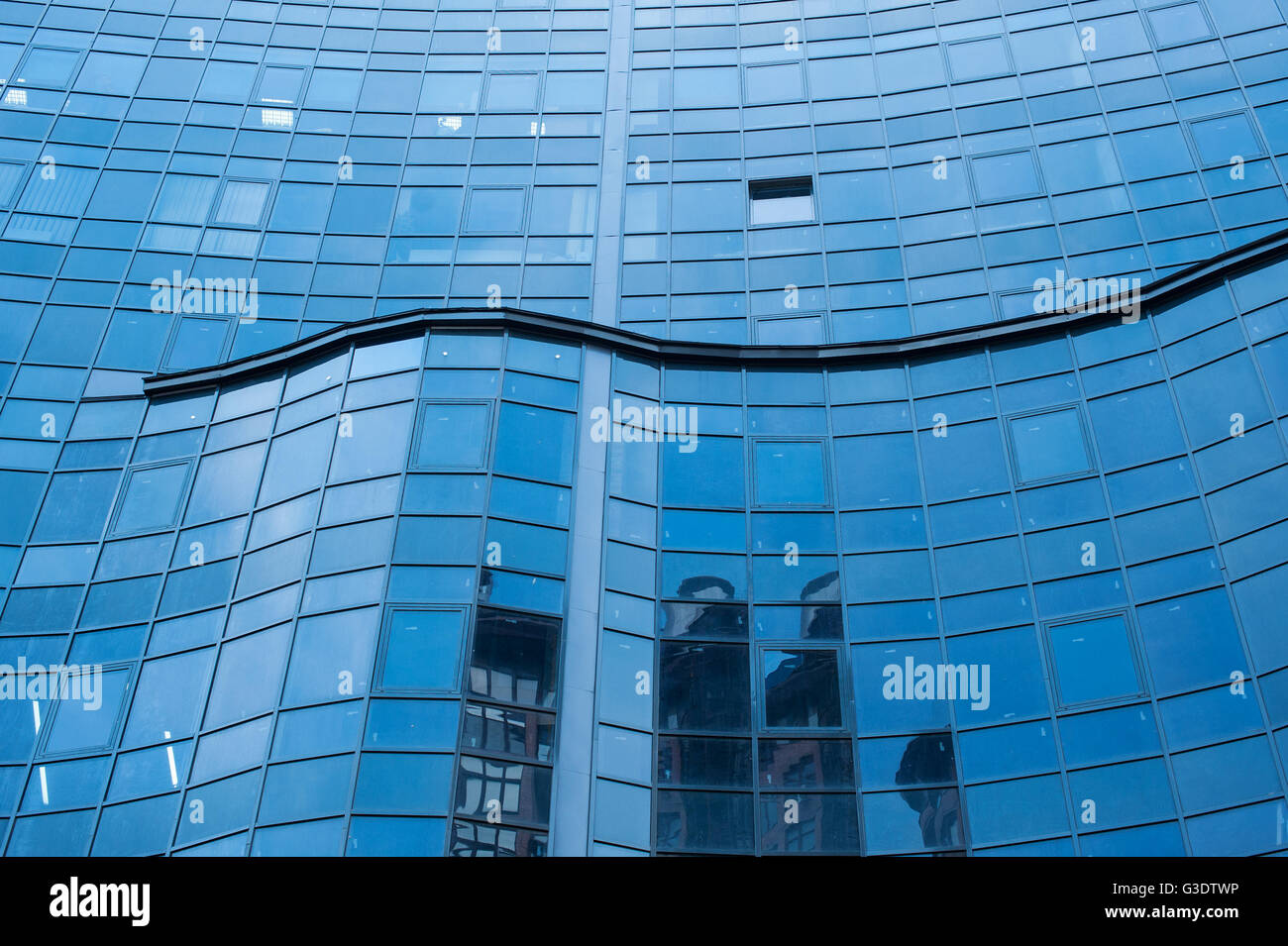 Les tours d'immeuble en verre pour la réussite d'arrière-plan concept Banque D'Images