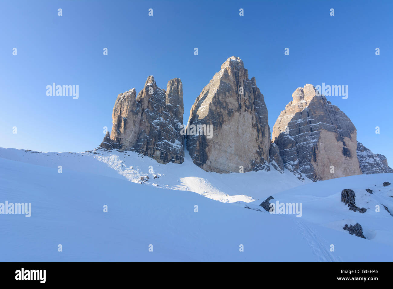 Drei Zinnen, Tre Cime, l'Italie, Bolzano (Südtirol), le Tyrol du Sud, l'Alto Adige, Naturpark Drei Zinnen, Tre Cime di Lavaredo, Dolomites, Banque D'Images