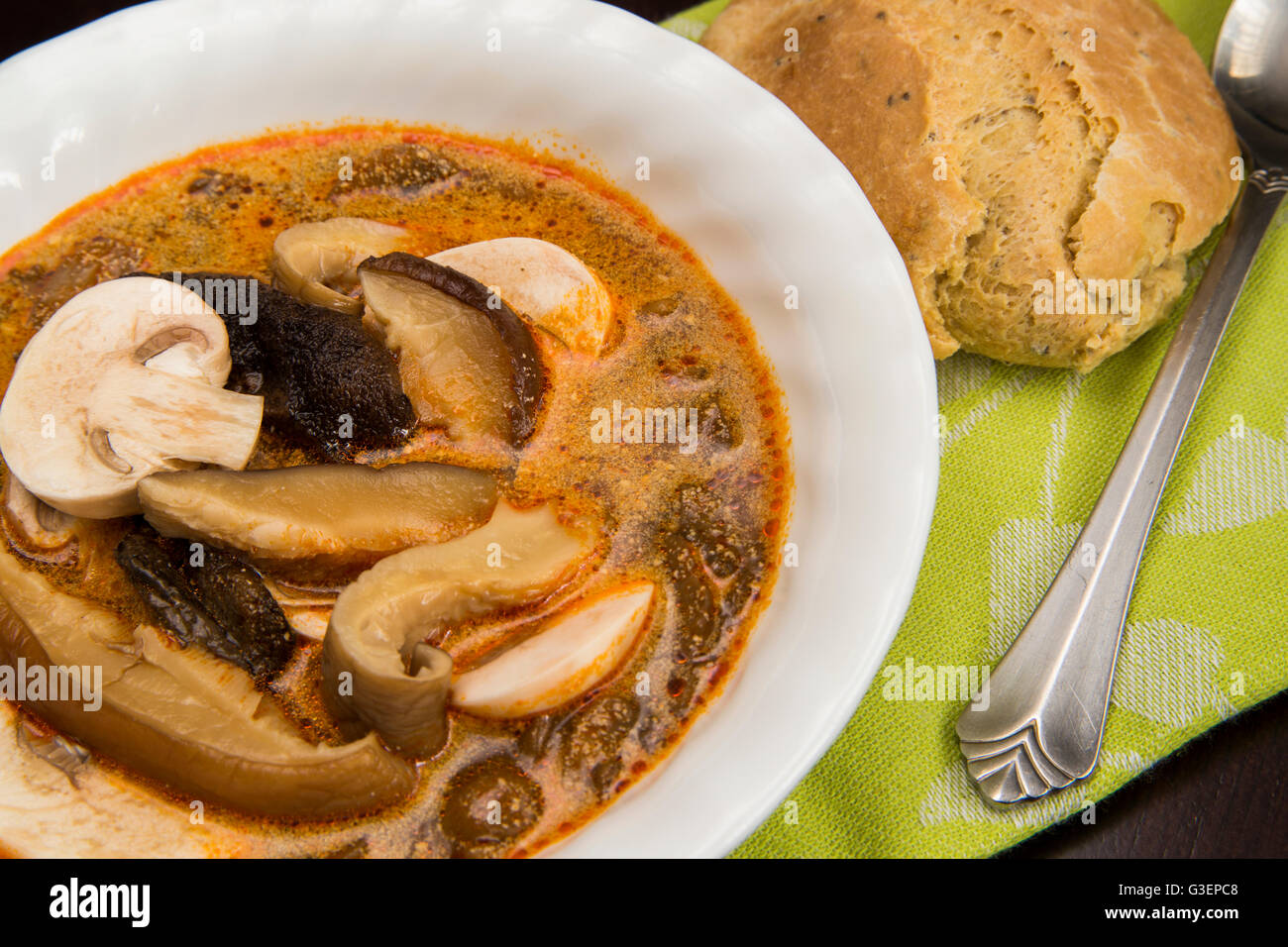 Cuisine saine - Soupe aux champignons Banque D'Images