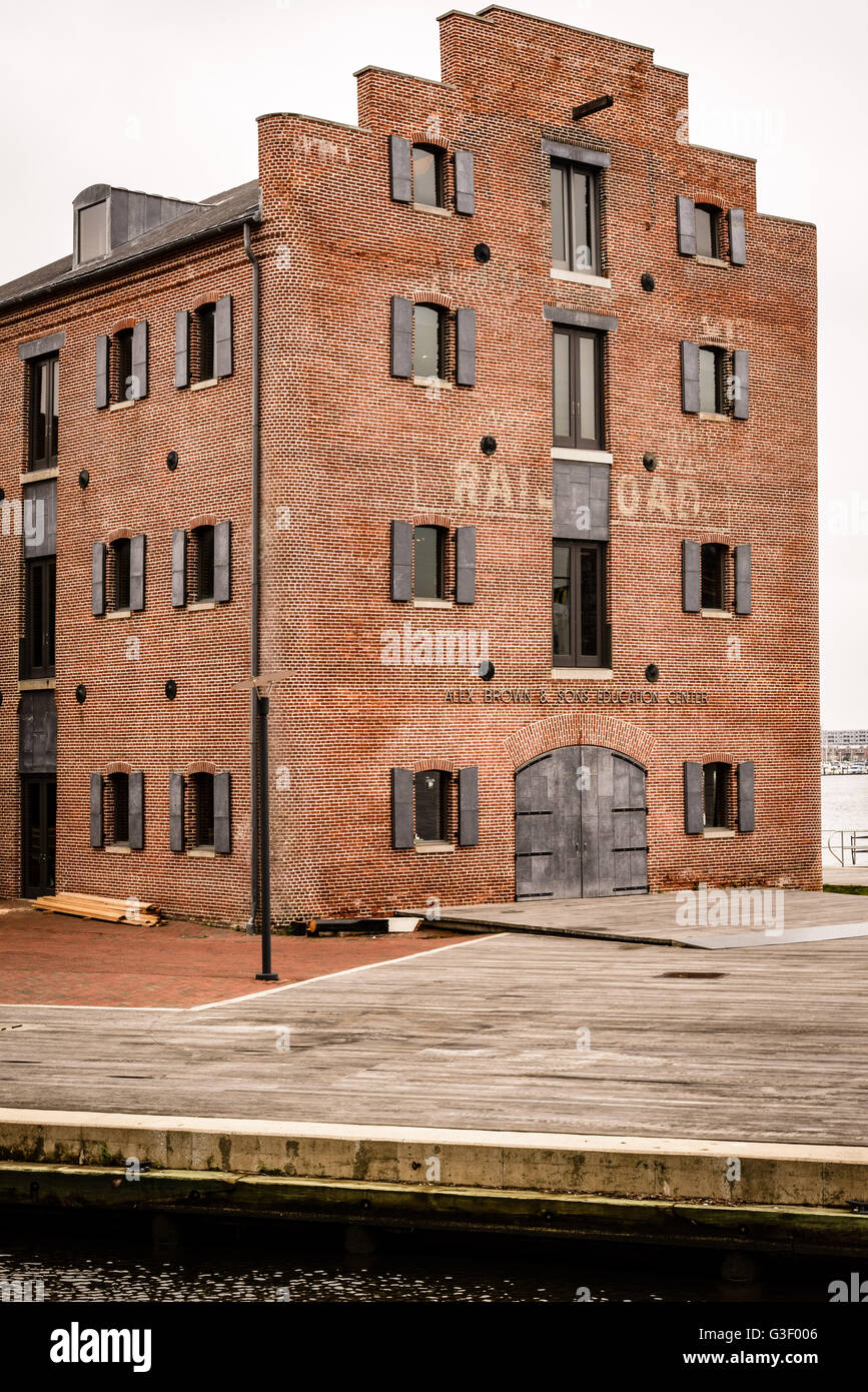 Entrepôt restauré 1840, Frederick Douglass - Isaac Myers, Parc Maritime de Fells Point, Baltimore, MD Banque D'Images