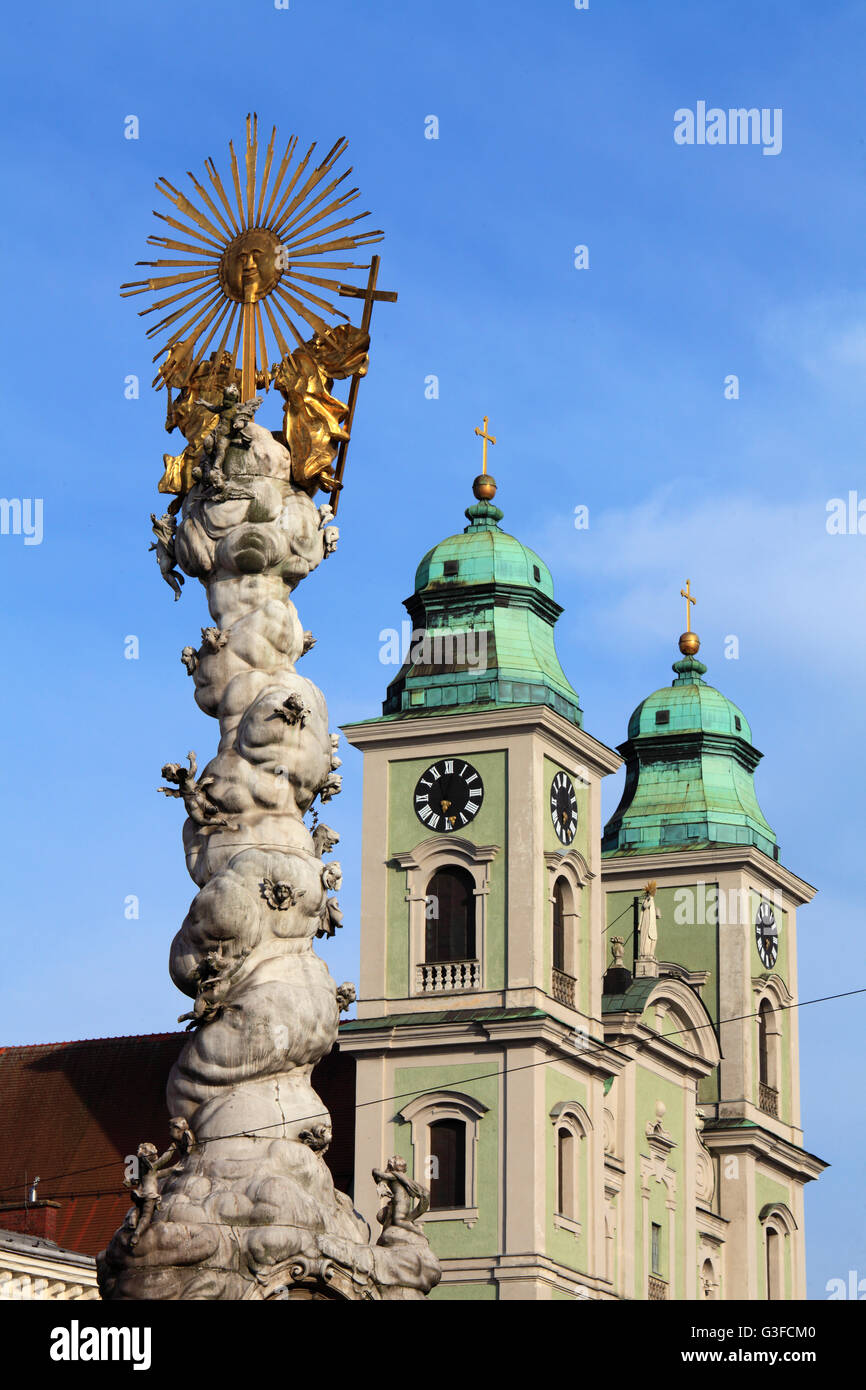 L'Autriche, Haute Autriche, Linz, colonne de la Trinité, Alter Dom, ancienne cathédrale, Banque D'Images