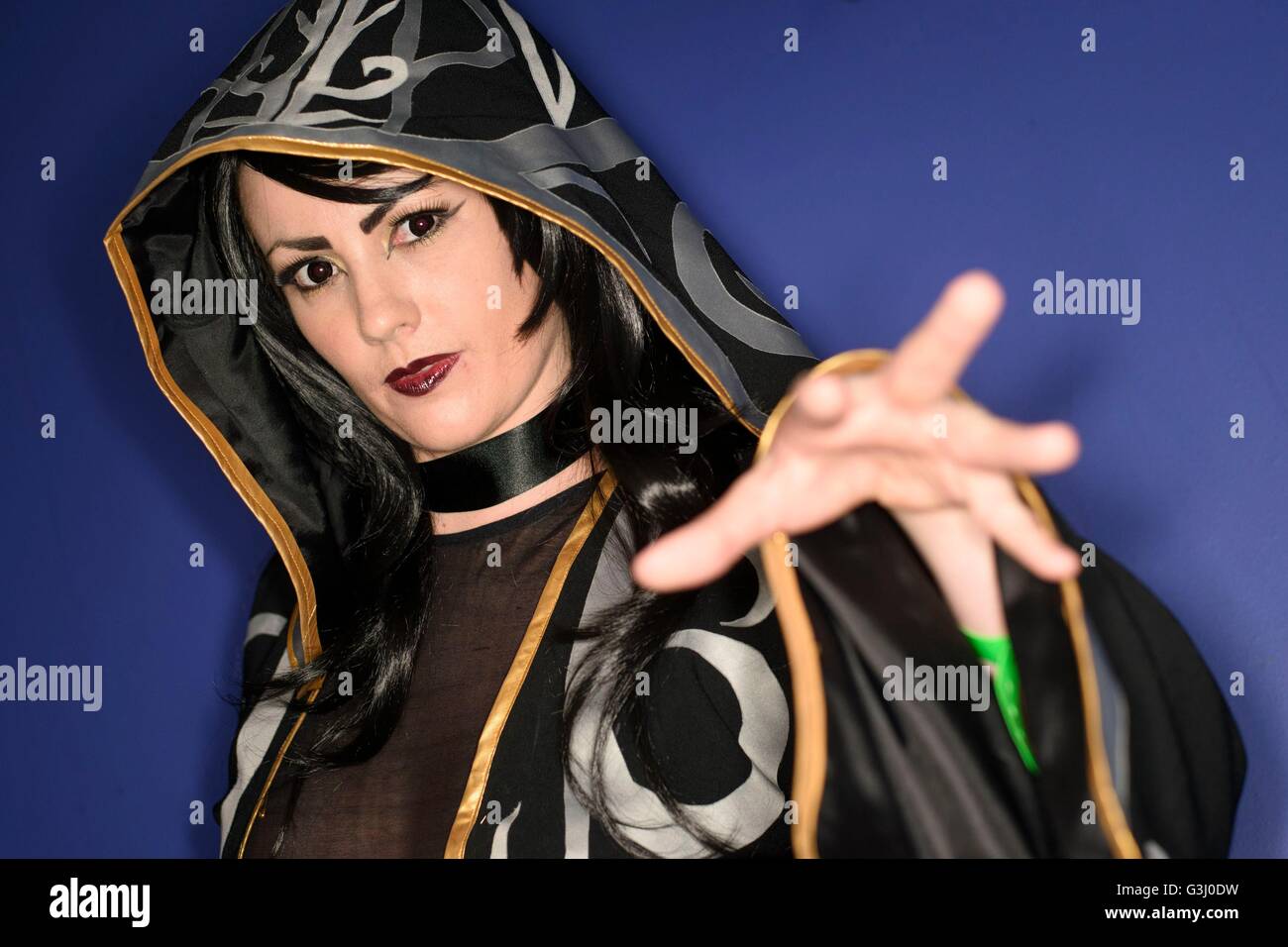 Cosplayeuse Laura Cranston, 28, habillés comme de la Nocturne Elder Scrolls  V : Skyrim, en tant que fans de jeux ordinateur assister le week-end long  PLAY Expo à la Braehead Arena, Glasgow