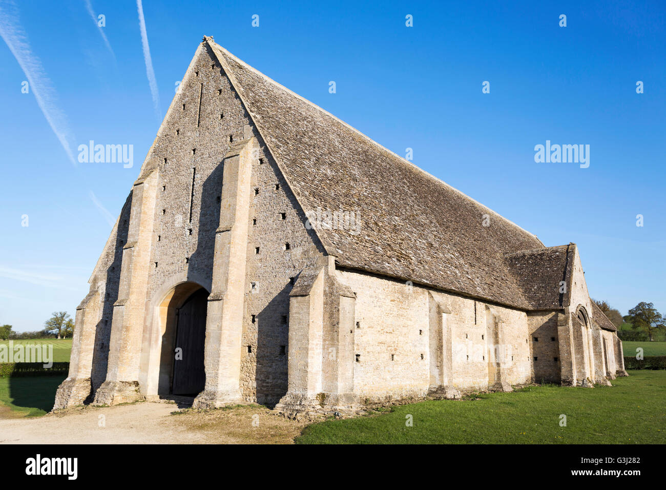 'Grande' Barn Coxwell, '13ème siècle' Grange monastique, Oxfordshire, England, UK Banque D'Images