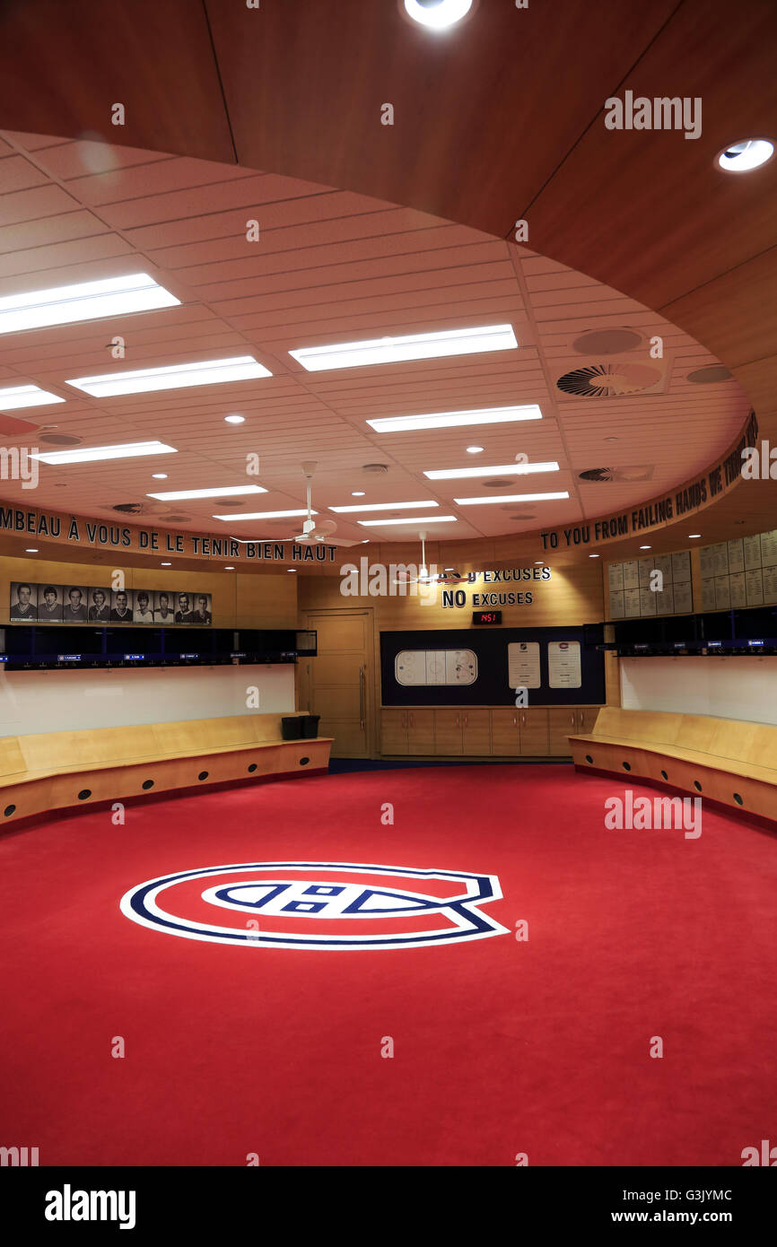 Vue de l'intérieur du vestiaire des Canadiens de Montréal dans la ligue de hockey de l'équipe au Centre Bell, Montréal Québec Canada Banque D'Images
