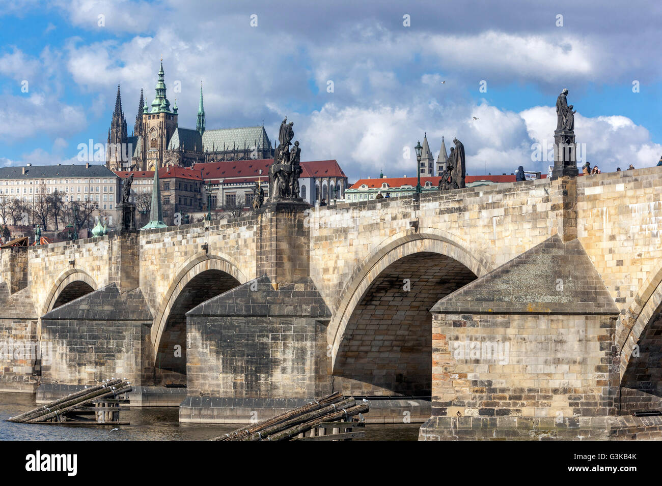 Vue générale du pont Charles au château de Prague vue de la vieille ville Pont Charles Prague République Tchèque pont Europe Banque D'Images