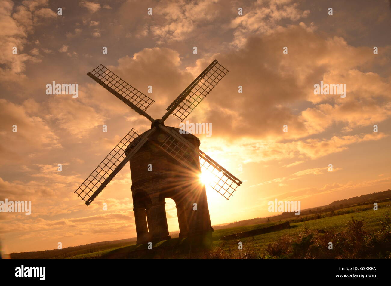 Moulin à vent de Chesterton au coucher du soleil Banque D'Images