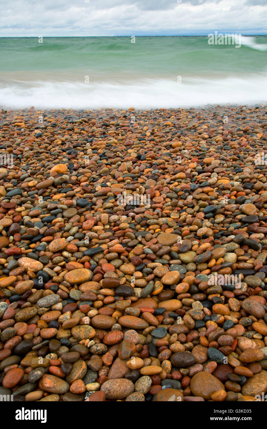 Plage du lac Supérieur, Whitefish Point Bird Observatory, au Michigan Banque D'Images