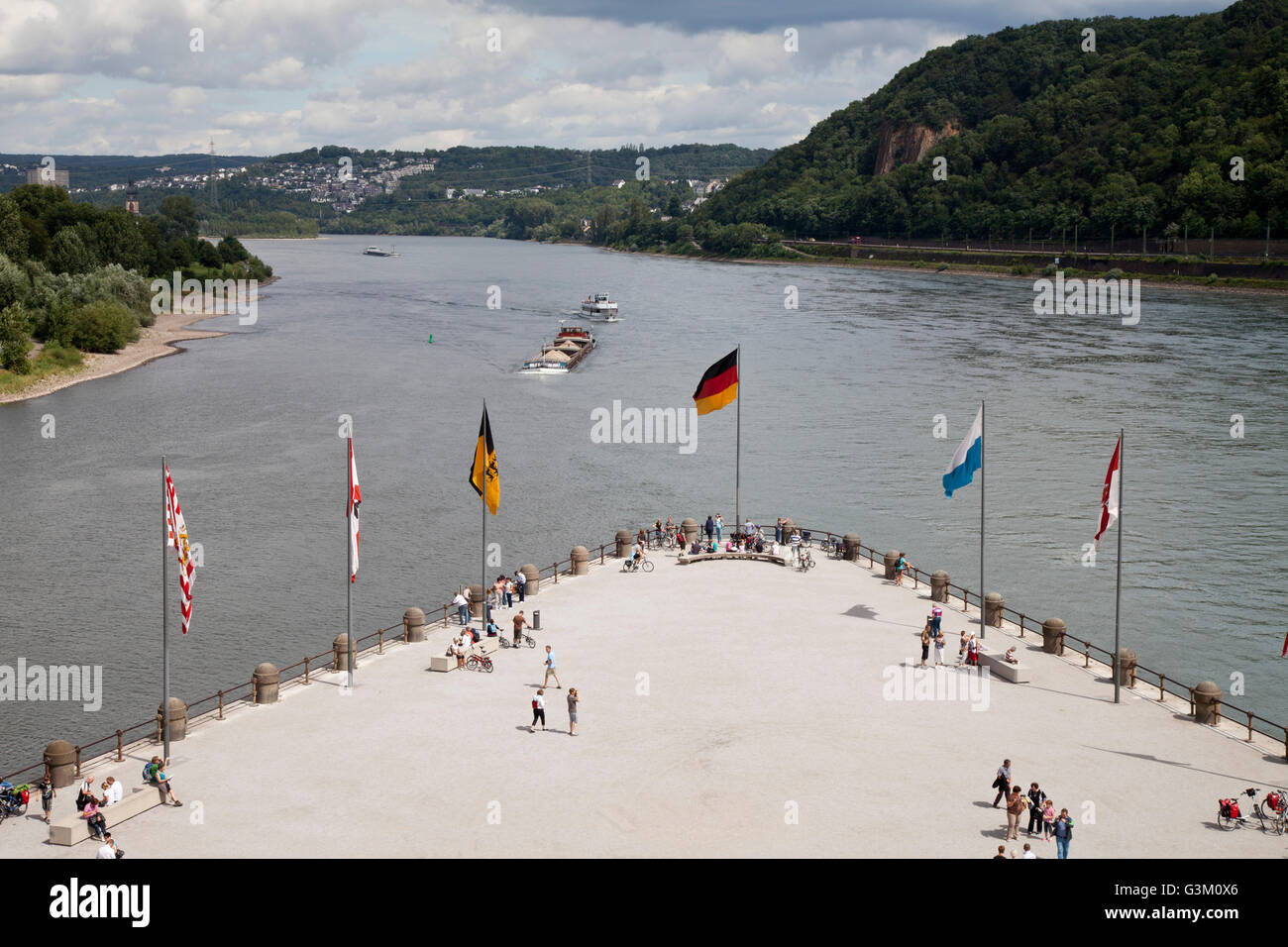 Deutsches Eck pointe, la Moselle rejoint le Rhin, Koblenz, Rhénanie-Palatinat, PublicGround Banque D'Images
