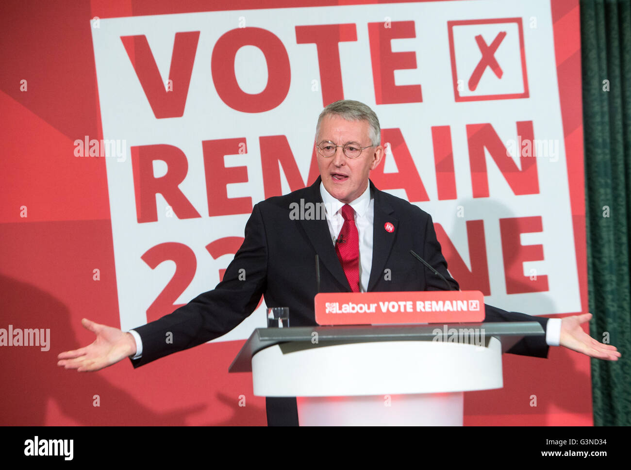 Hilary Benn, secrétaire des affaires étrangères de l'ombre parle,à un "vote à la conférence de Londres. Banque D'Images