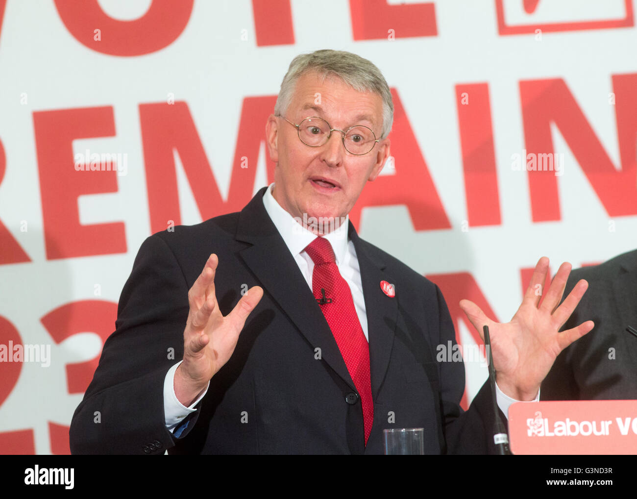 Hilary Benn, secrétaire des affaires étrangères de l'ombre parle,à un "vote à la conférence de Londres. Banque D'Images