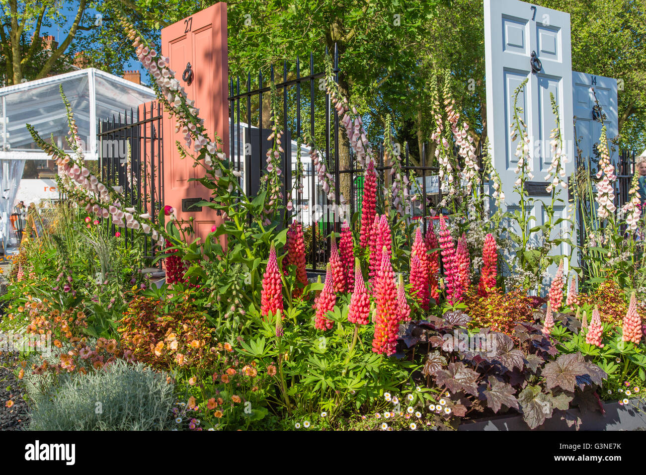 Voir les jardins de RHS Chelsea Flower Show 2016 : l'Esclavage Moderne jardin, Juliette Sargeant, designer Banque D'Images