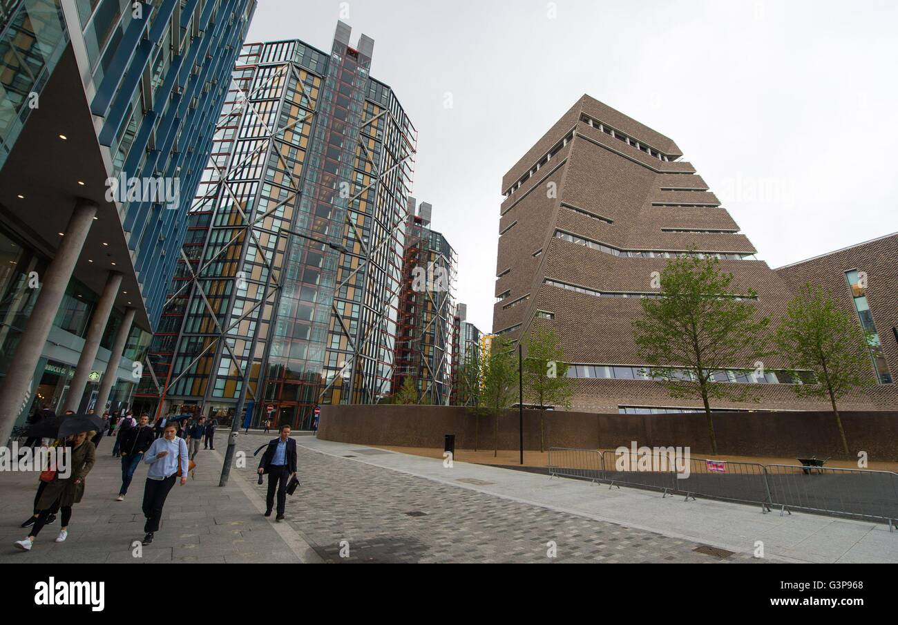 Une vue générale de la nouvelle extension de la Chambre de l'interrupteur (à droite) de la Tate Modern, à Southwark, Londres. Banque D'Images