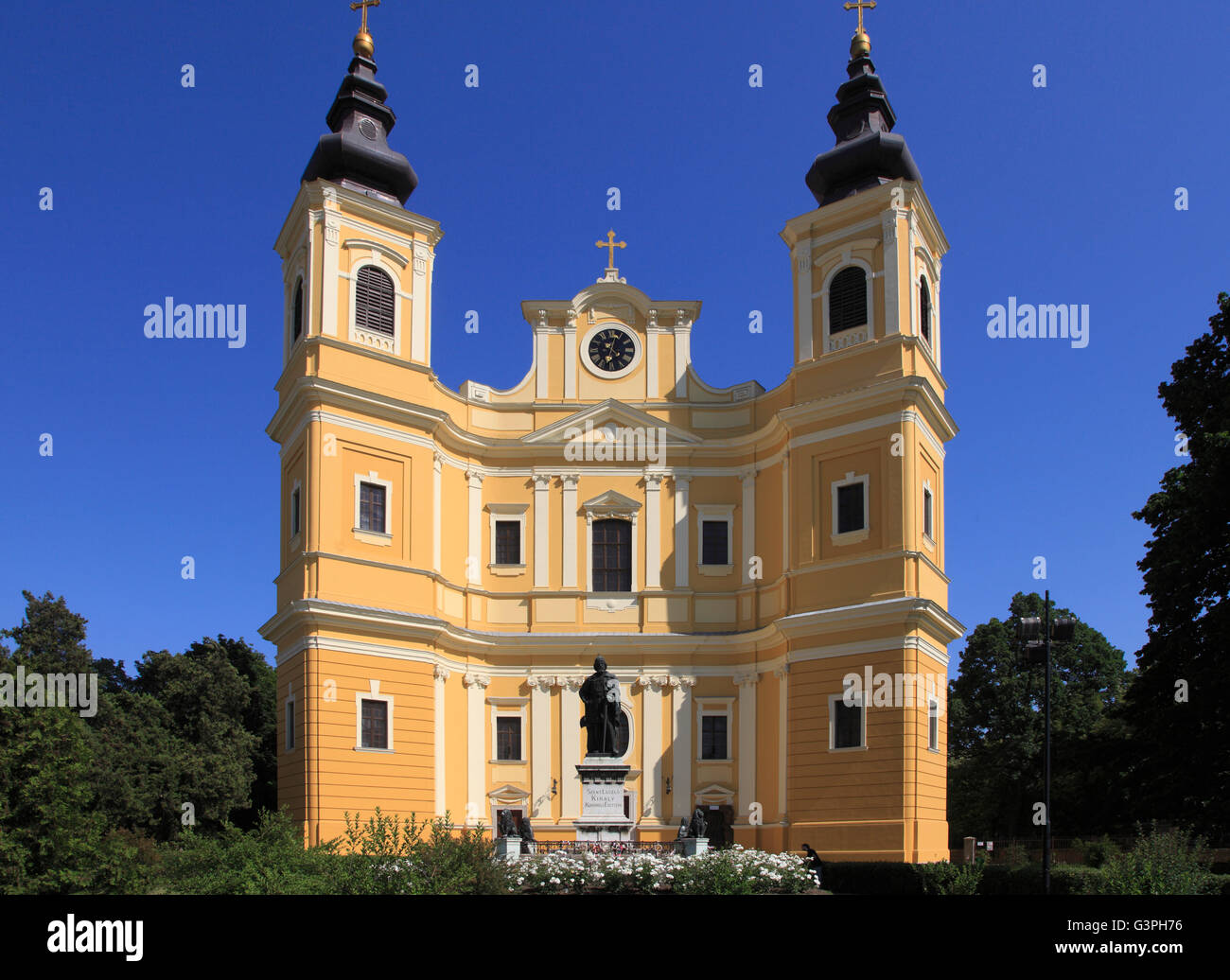 Roumanie, Crişana, Oradea, cathédrale catholique romaine, Banque D'Images