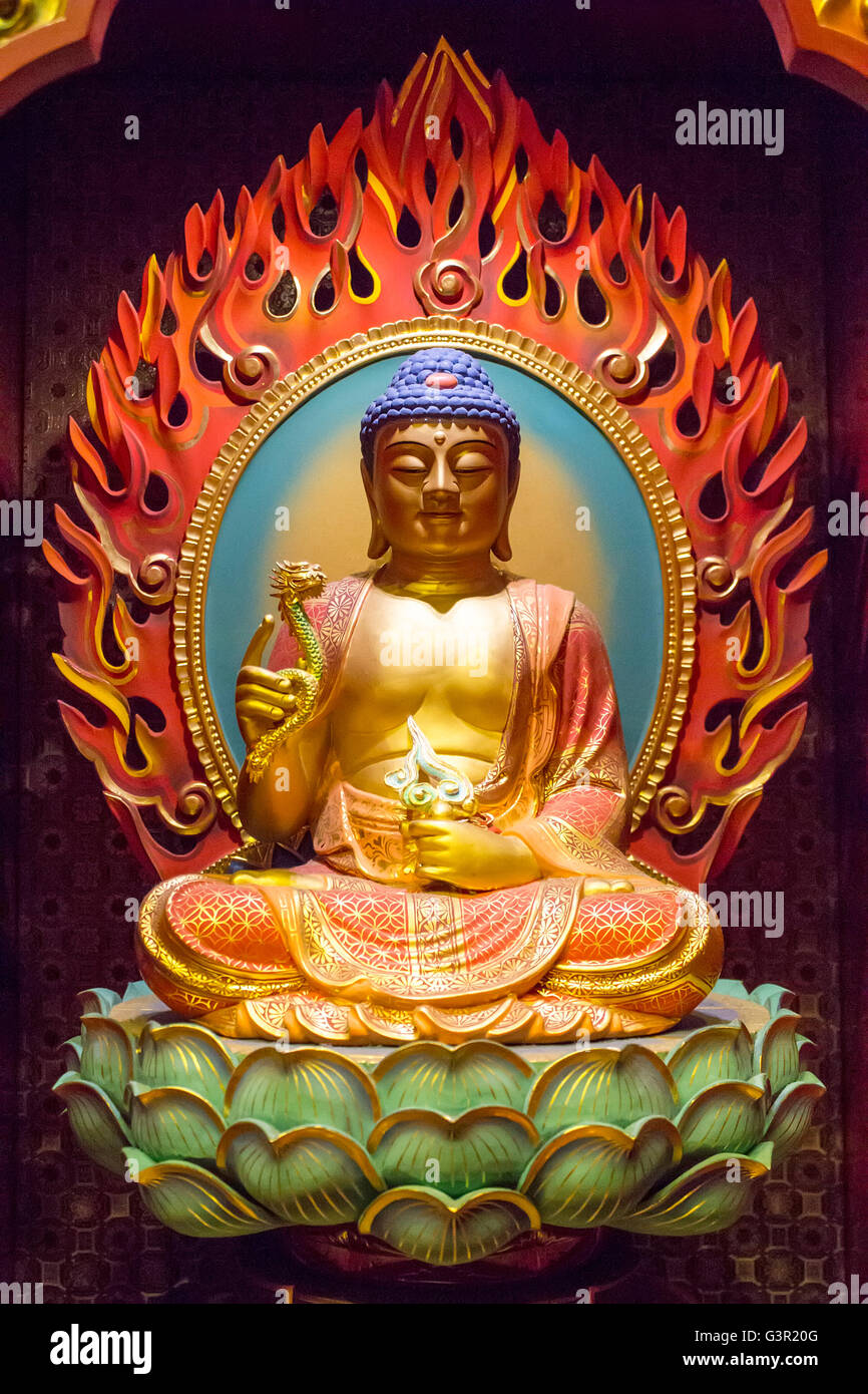 Singapour - 6 août 2014 : Détail de Buddha Tooth Relic Temple à Singapour. Temple est fondé sur la dynastie Tang architectura Banque D'Images