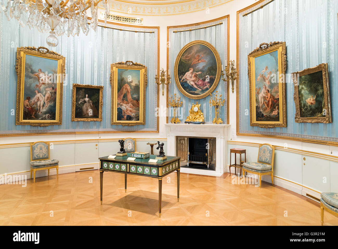Peintures Rococo dans le salon Ovale de la Wallace Collection Art Gallery, Londres, Angleterre, Royaume-Uni Banque D'Images