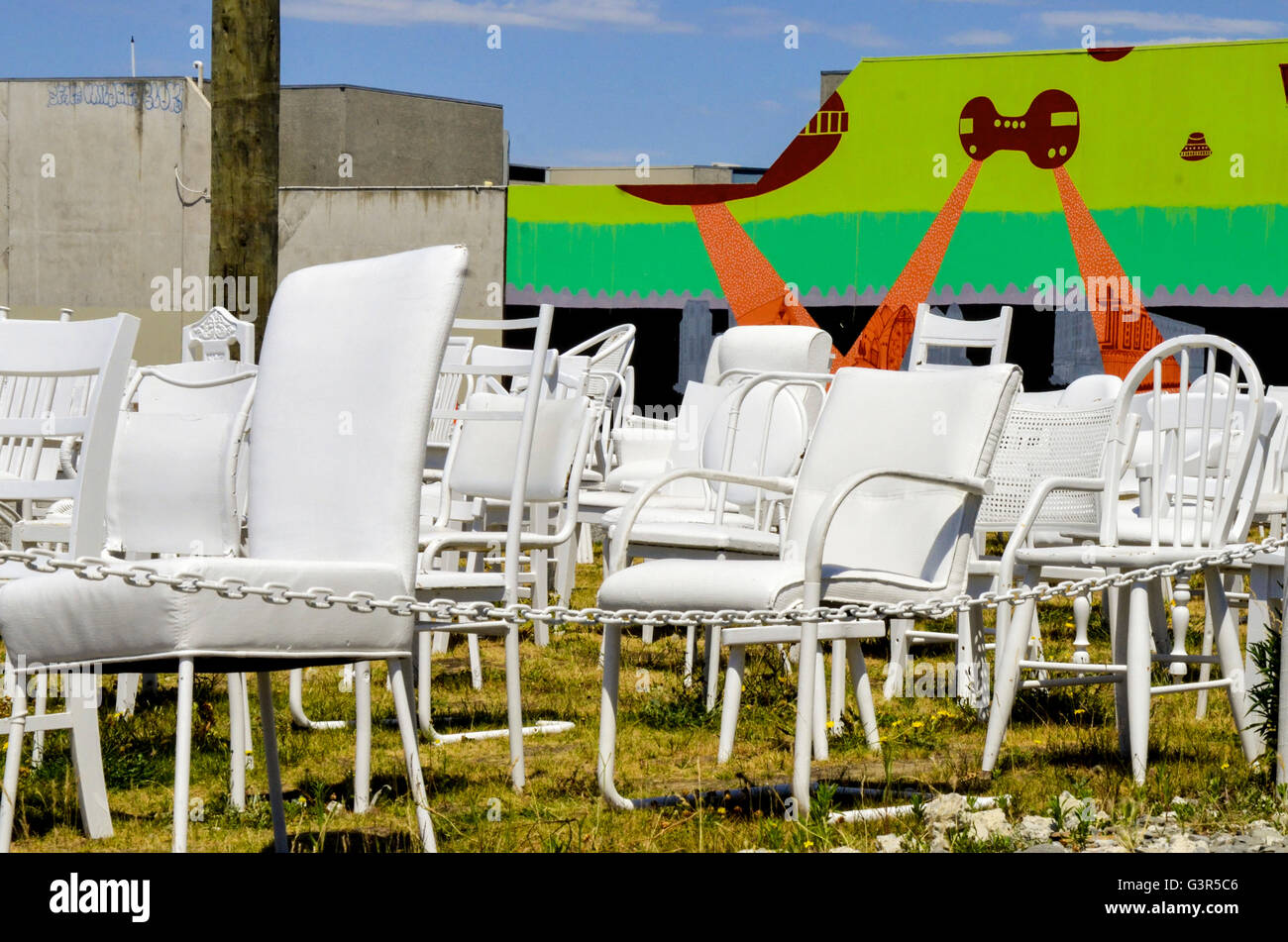 Peter Majendie 185 chaise blanche, séisme de Christchurch Memorial Banque D'Images