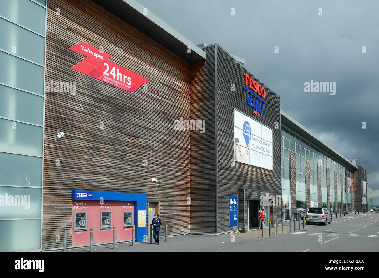 Nouveau magasin Tesco à Burnt Tree Island, Dudley, West Midlands, England, UK Banque D'Images