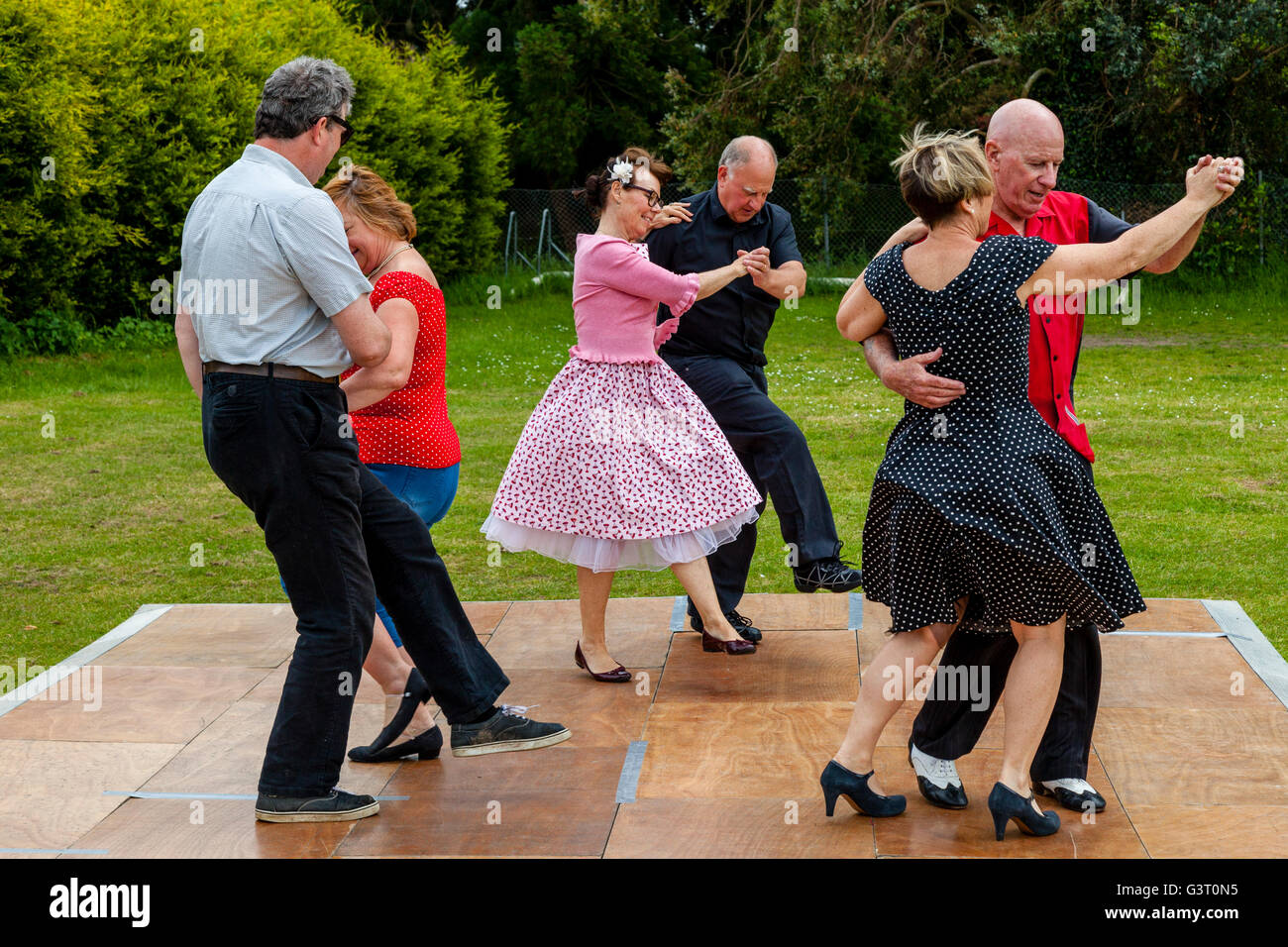 Le PJ's Dance Group à la Fete Maresfield, Sussex, UK Banque D'Images
