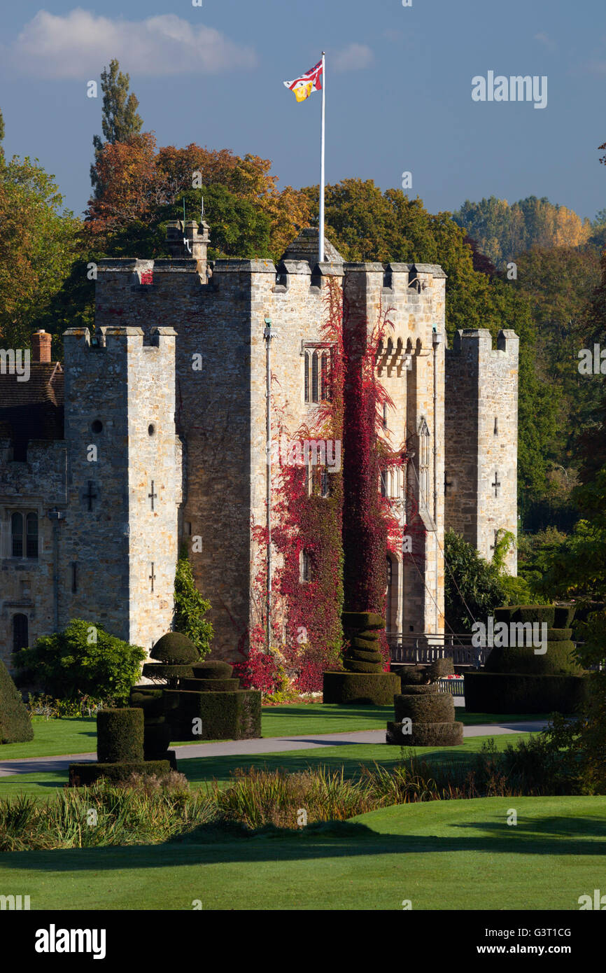 Le château de Hever et jardins, Hever, Kent, Angleterre, Royaume-Uni, Europe Banque D'Images