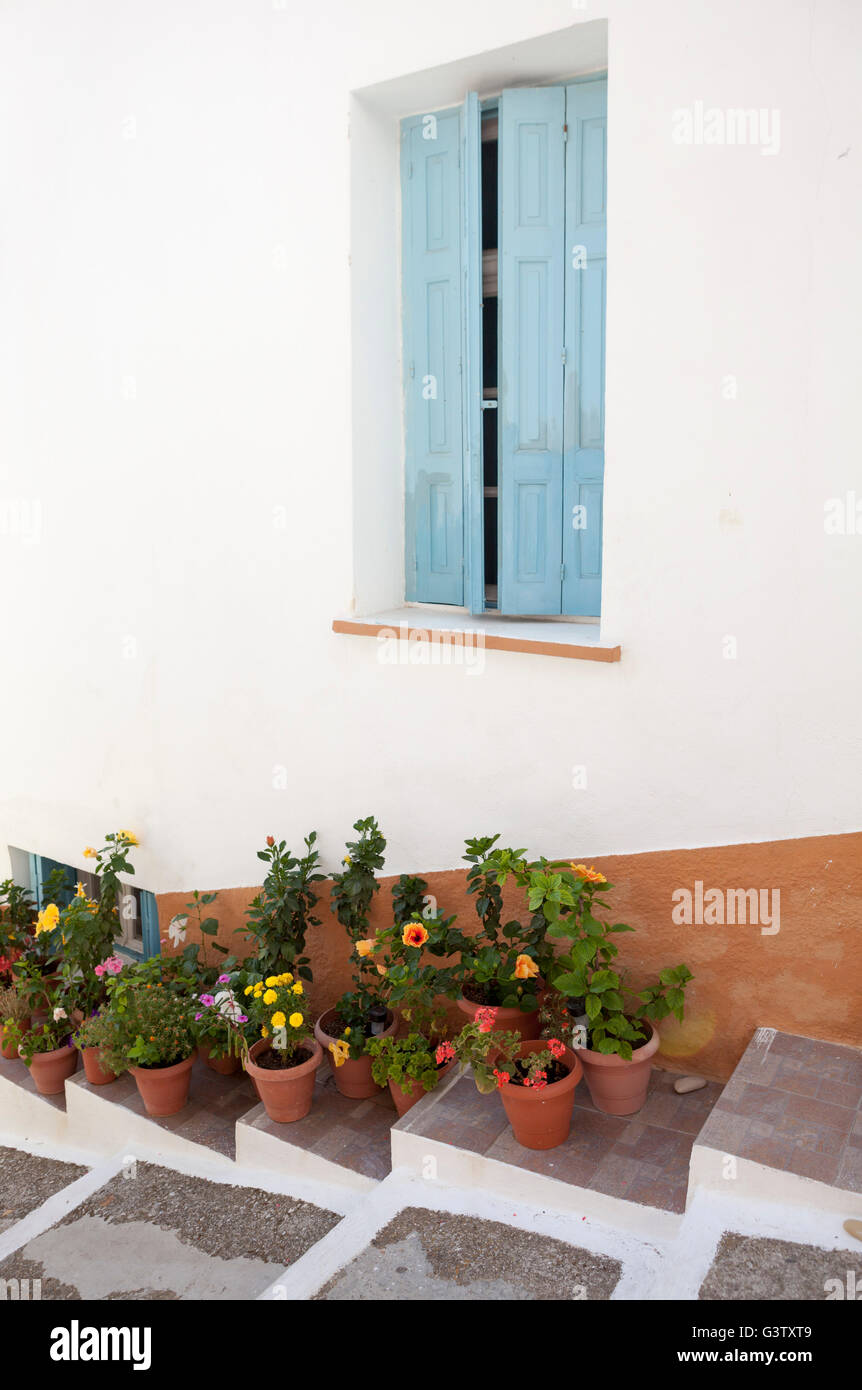 Fenêtre traditionnelle en Grèce Banque D'Images
