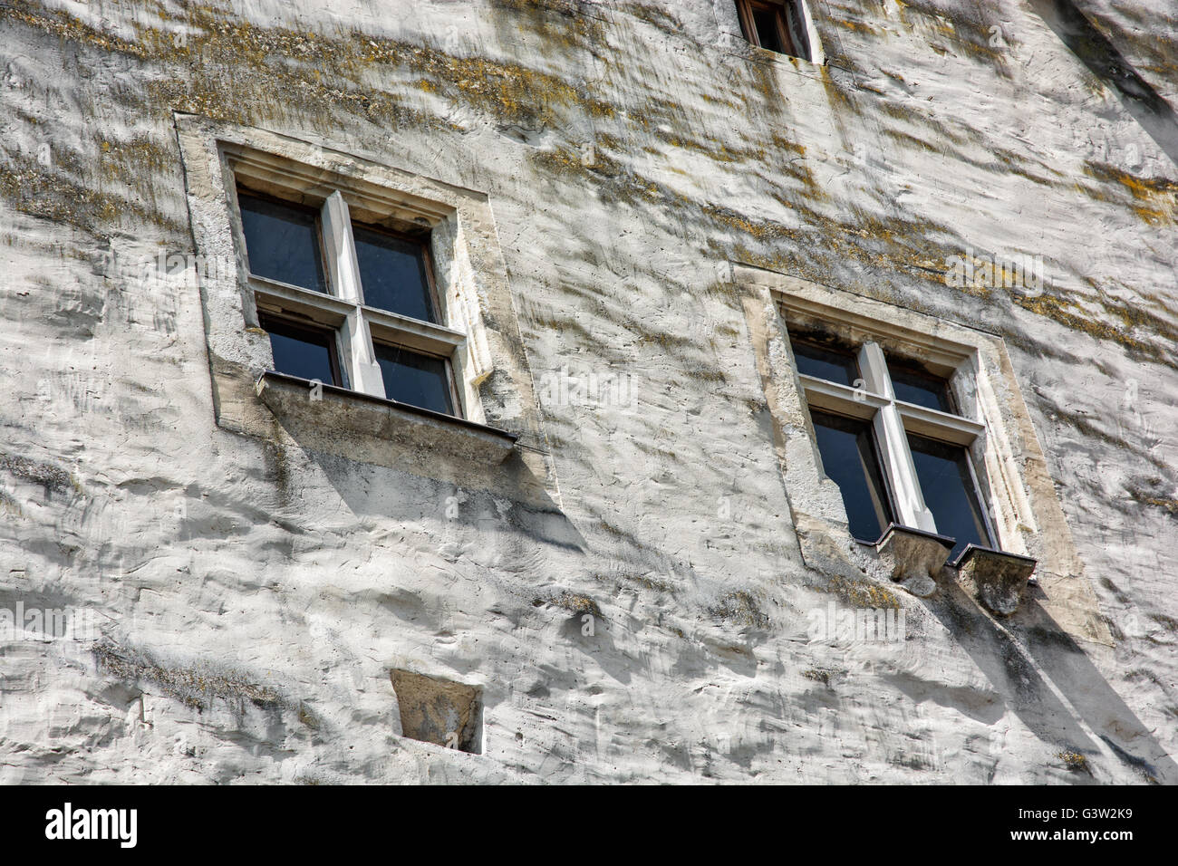 Mur de château avec windows. Élément architectural. Bâtiment historique. Banque D'Images