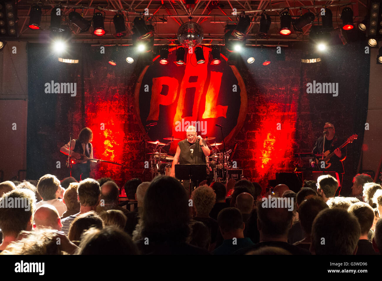 JOhn Lydon alias Johnny Rotten Public Image Limited concert à Düsseldorf, Allemagne 2016, club Zakk Banque D'Images