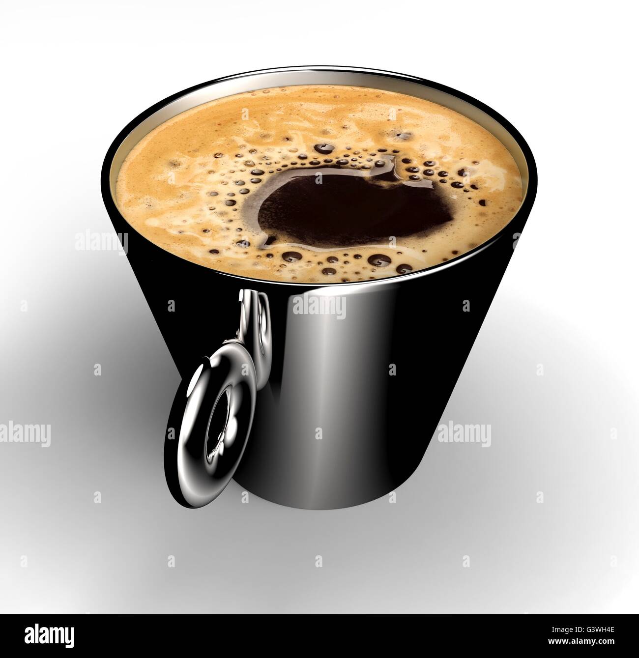 Belle tasse de café avec du café frais isolé Banque D'Images