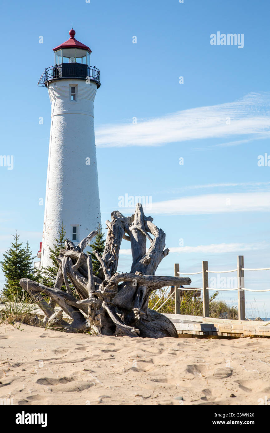 Crisp Point Lighthouse sur la rive du lac Supérieur dans la Péninsule Supérieure du Michigan Banque D'Images