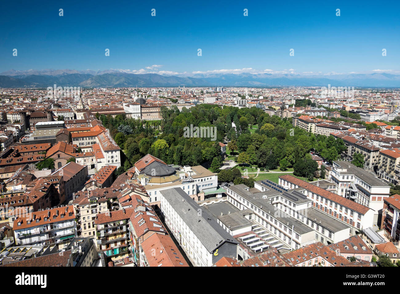 L'Italie, Piémont, Turin, vue panoramique de la ville de La Mole Antonelliana, Jardins et Palais Royal Banque D'Images