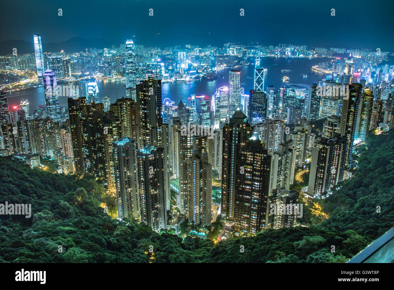 J'ai pris une photo de Victoria Peak sur une nuit très occupés. Banque D'Images