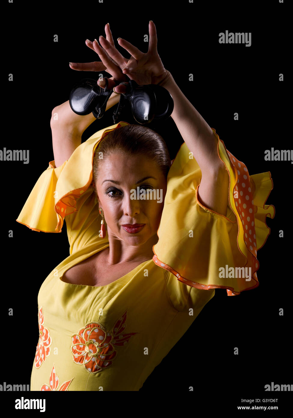 Femme espagnole, flamenco, regardant la caméra Banque D'Images