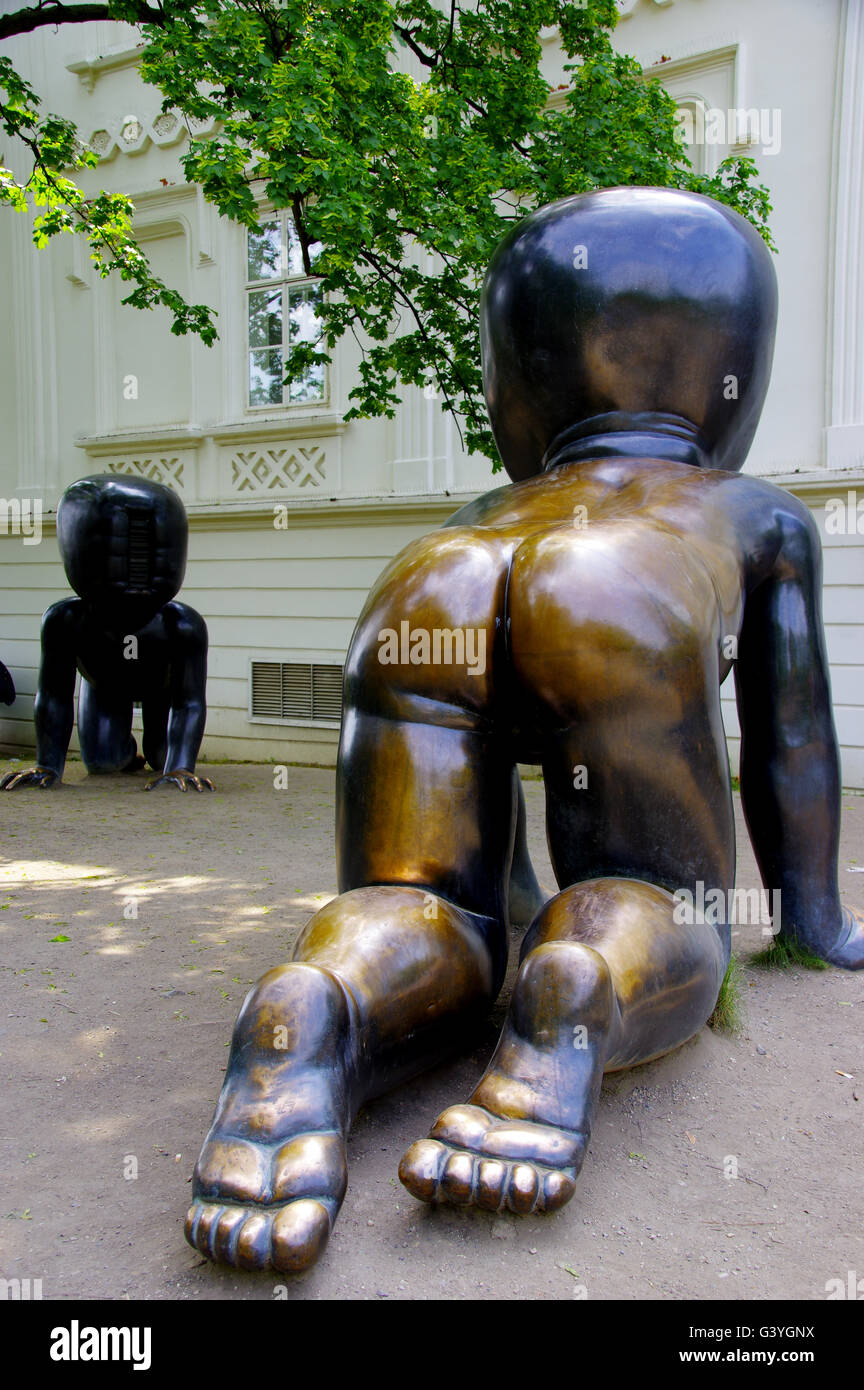 Sculptures Bebe Geant Prague Photo Stock Alamy